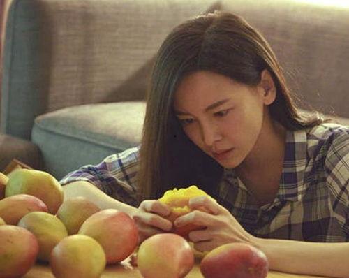 娱乐吃瓜酱的作品发10块钱,揭秘娱乐圈10块钱背后的秘密