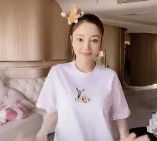 李小璐娱乐吃瓜视频,揭秘吃瓜视频背后的真相