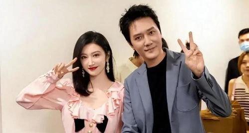 娱乐八卦姐妹吃瓜视频,姐妹吃瓜视频带你领略明星幕后故事